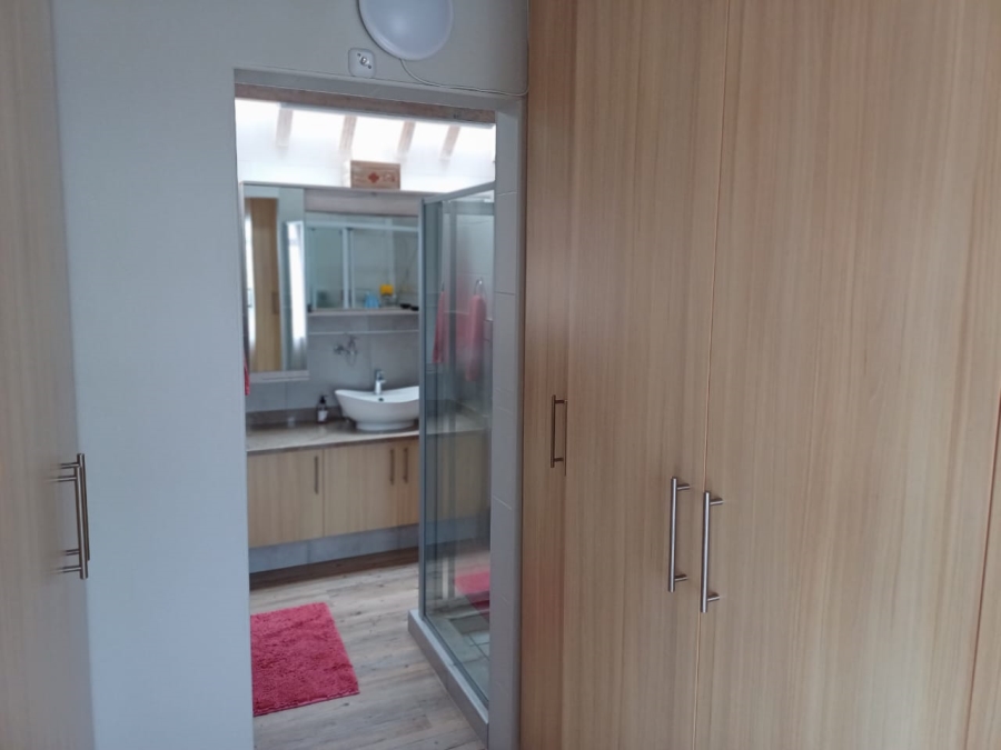 3 Bedroom Property for Sale in Grootbrakhoogte Western Cape